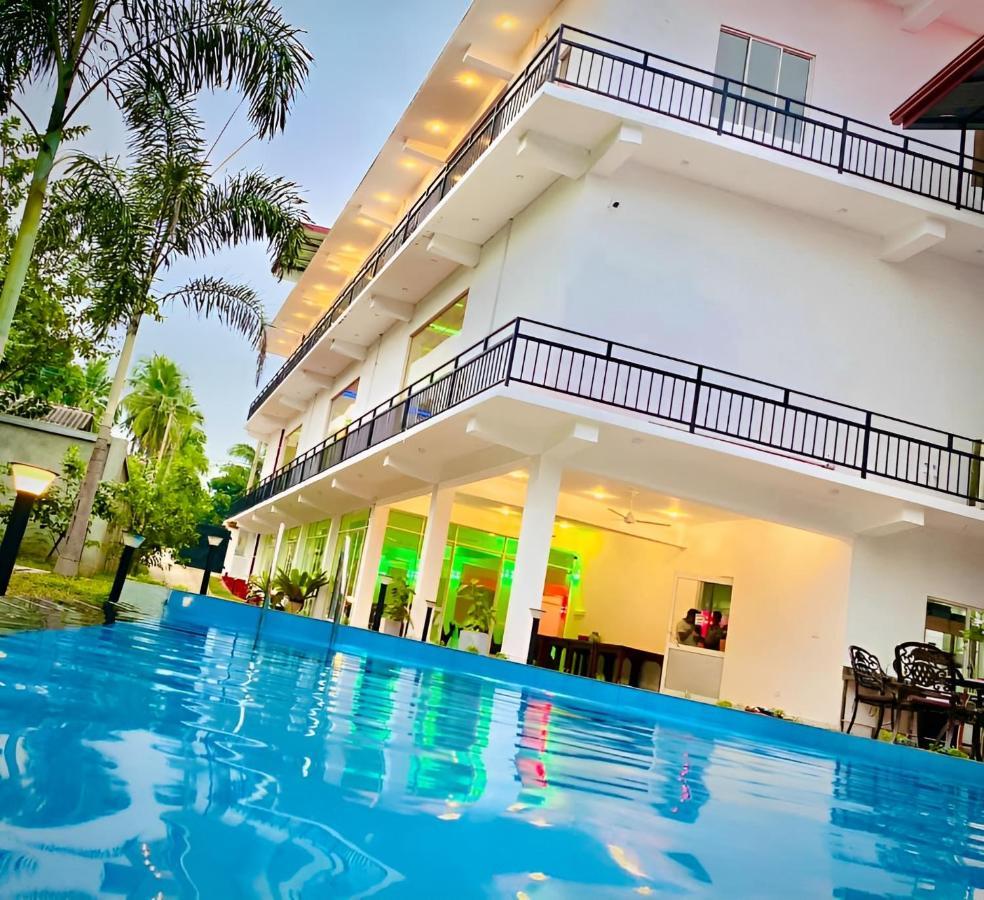 Hotel Summer Haven Polonnaruwa Ngoại thất bức ảnh