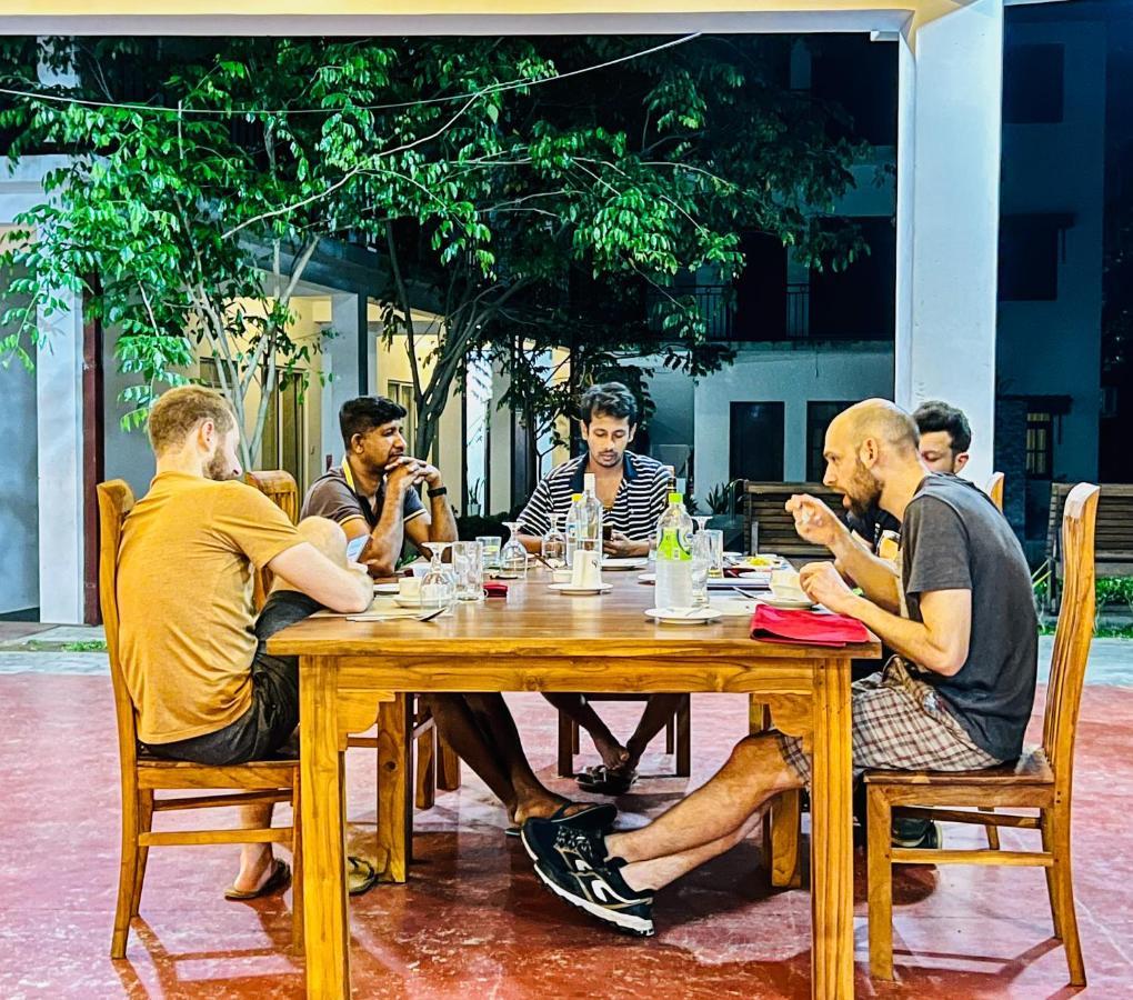 Hotel Summer Haven Polonnaruwa Ngoại thất bức ảnh